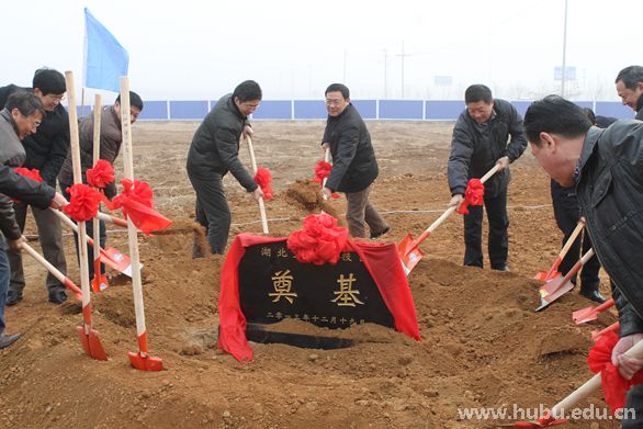 刘怀俊表示,湖北大学积极贯彻省委省政府决策,加快大学科技园建设